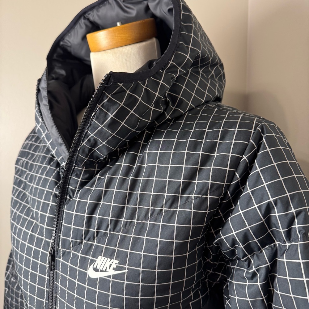 NIKE STORM-FIT Grid Pattern Down Filled Hooded Pu… - image 7